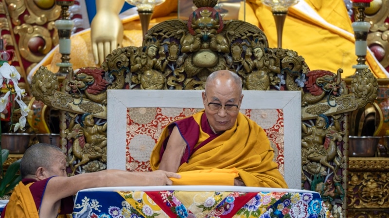Dalai Lama says his successor to be born outside China