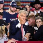 Dr Oz helps older woman who collapsed during Trump's speech at Kentucky event