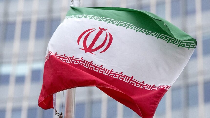 Ex-Obama advisor warns Iran military strikes might lead to civilian massacres, overlooking protester deaths