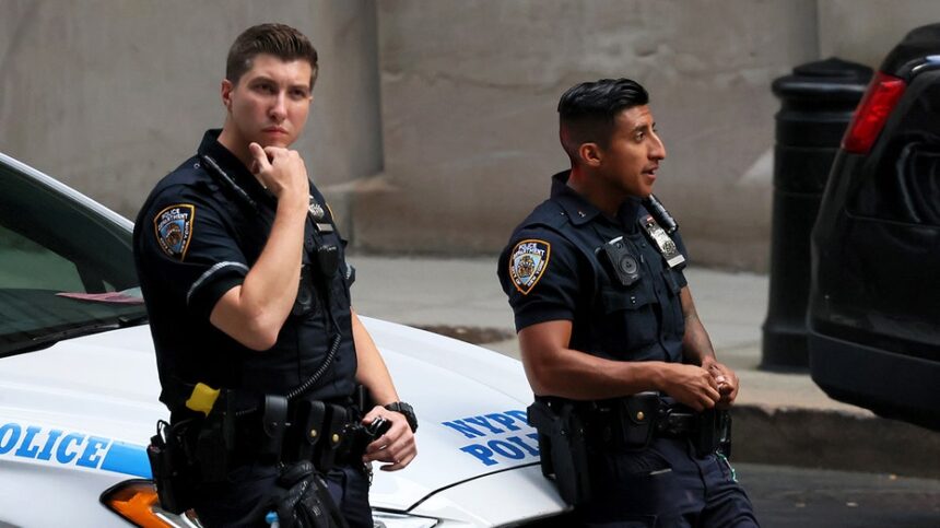 Iconic sports venue Madison Square Garden to host NYPD, staff at private concert amid 'Thank You' effort