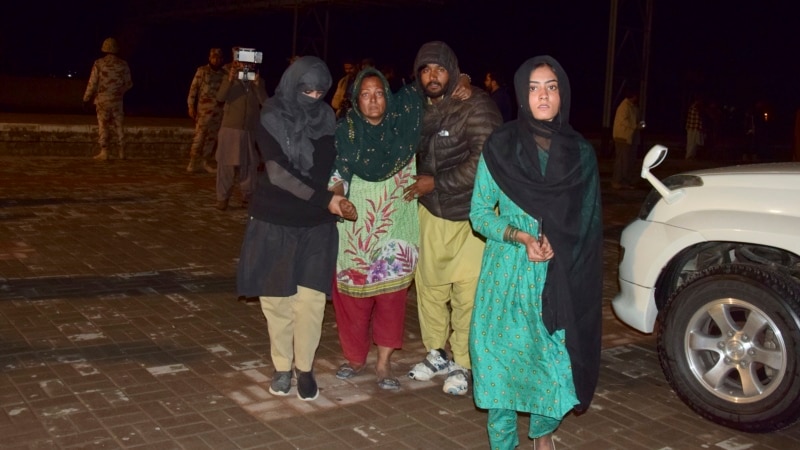 Militants attack train, take hostages in Pakistan's Balochistan province