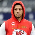 Patrick Mahomes throwing football again three months after ACL tear