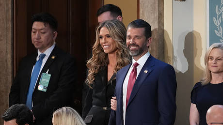 Trump announces son-s engagement