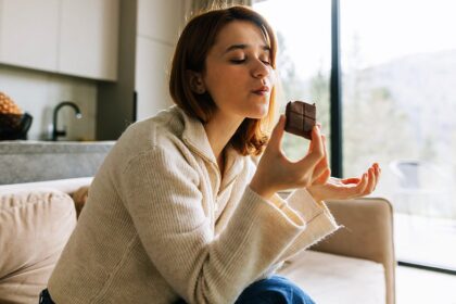 Why your sugar cravings wont go away, even if you stop eating sweets