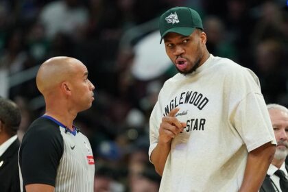 Giannis Antetokounmpo makes clear he wants to 'f---ing play' as feud erupts over injury status