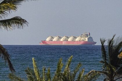 Hormuz choke point persists as Iran halts oil traffic despite Trump ceasefire