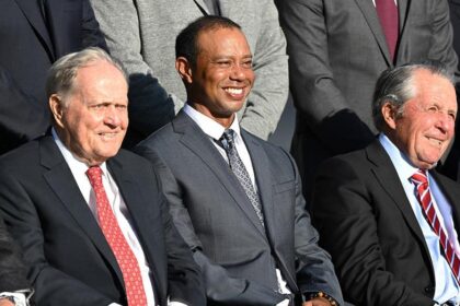 Jack Nicklaus and Gary Player rally behind Tiger Woods as he seeks treatment after DUI arrest