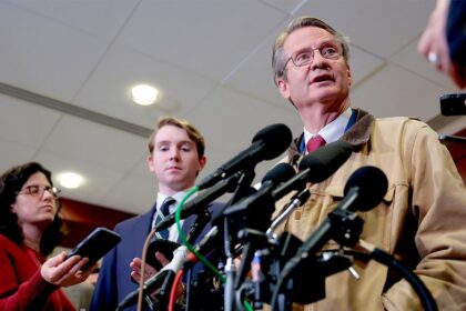 Burchett tells Ruthless more UFO videos to come
