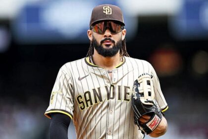 Fernando Tatis Jr. ripped for embarrassing fielding blunder that led to "little league grand slam"