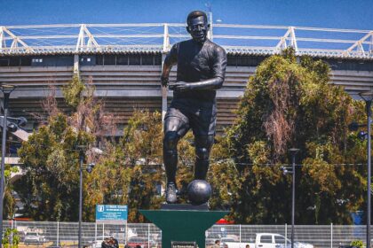 Massive PelÃ© Statue Unveiled In Guadalajara Ahead Of World Cup