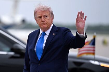 Trump moves Cabinet meeting from Camp David to White House as Iran talks intensify