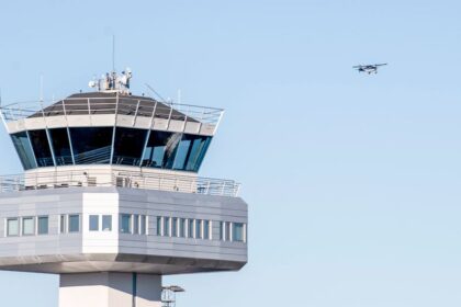 Air traffic audio captures JetBlue pilot alerting controllers: 'We collided with a drone'