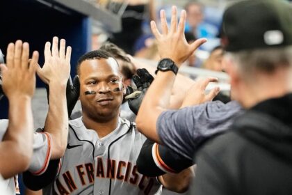 Giants' Rafael Devers expresses frustration with pinch-run decision amid one-run loss to Marlins