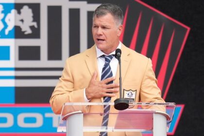 Adam Vinatieri shamed into offering apology and explanation for Hall of Fame speech that was epic