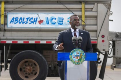 Chicago mayor demands companies reveal whether leaders reflect diversity for city contracts