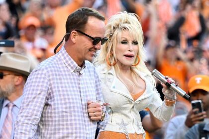 Peyton Manning pays tribute to Dolly Parton: 'Tennessee won't be the same without her!'