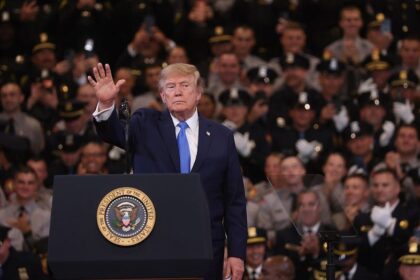 Trumps $100K Wall Street Truth access draws lawsuit as expert warns it raises the stakes on ethics