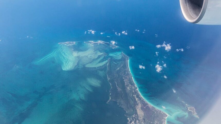 4 family members flying from Bahamas to Florida in small plane go missing, with Coast Guard joining search