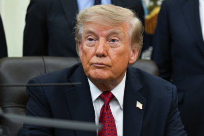 House Dems plot Trump investigation blitz if they seize majority