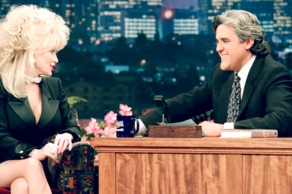 How Dolly Parton used her authentic country wit to beat Hollywood critics to the punchline