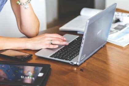 Should you use a separate computer for online banking?